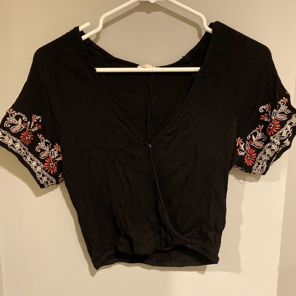 Black floral top!